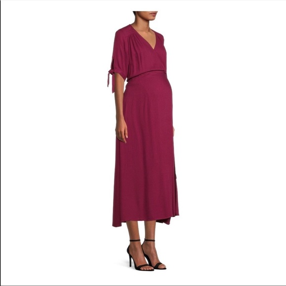 Dresses & Skirts - Maternity Print Wrap Dress